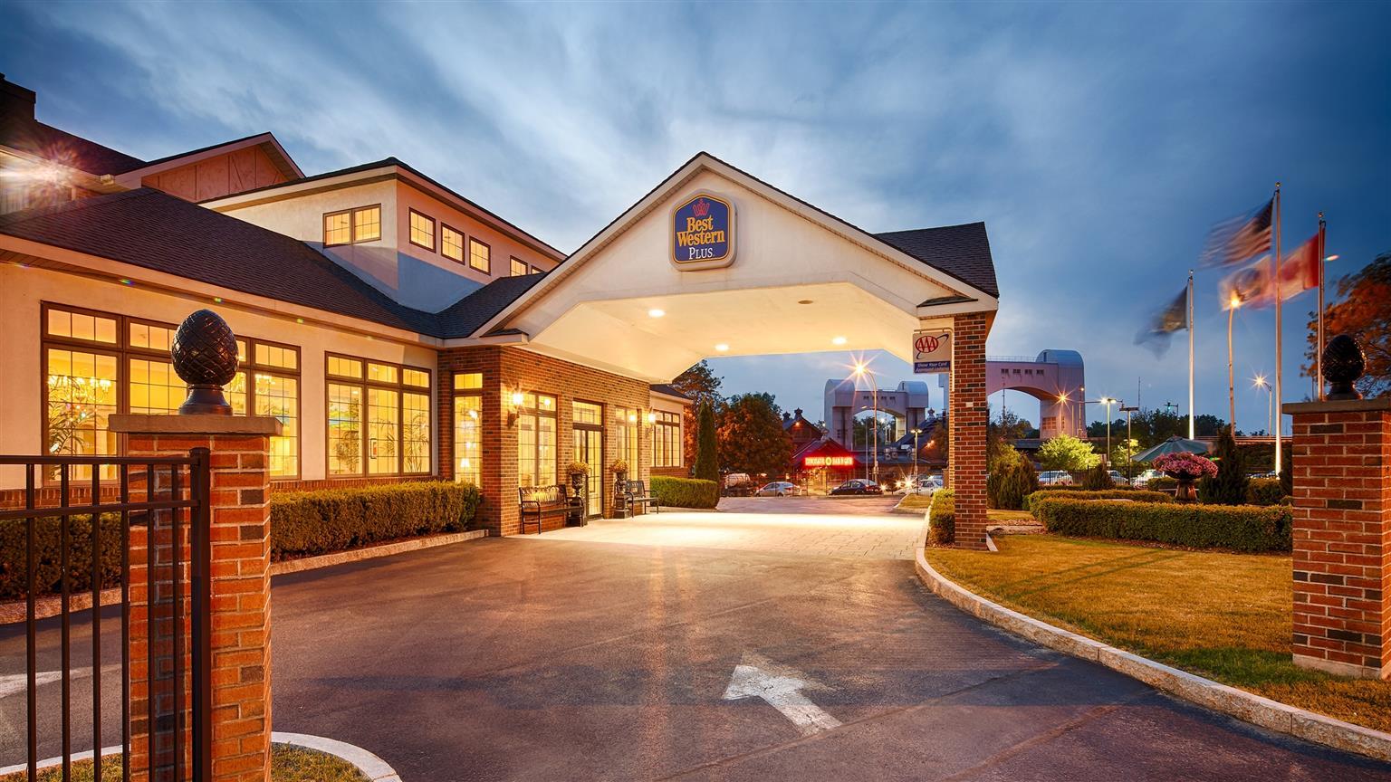 Best Western Plus Franklin Square Inn Troy Eksteriør billede