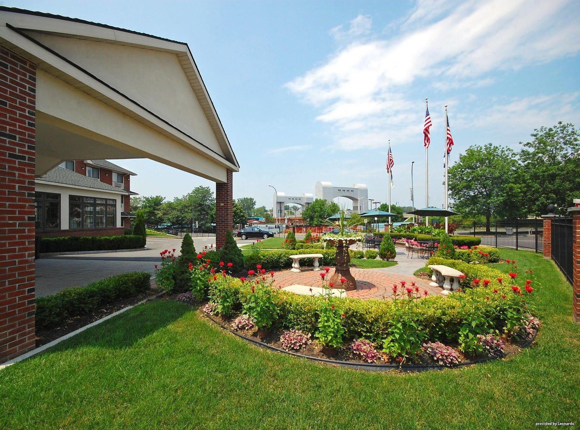 Best Western Plus Franklin Square Inn Troy Eksteriør billede